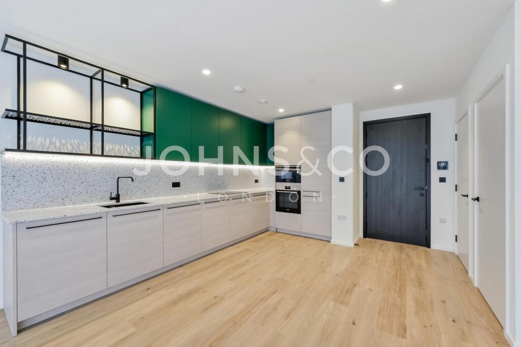 1 bed Apartment for rent in Poplar. From JOHNS&CO - New Providence Wharf