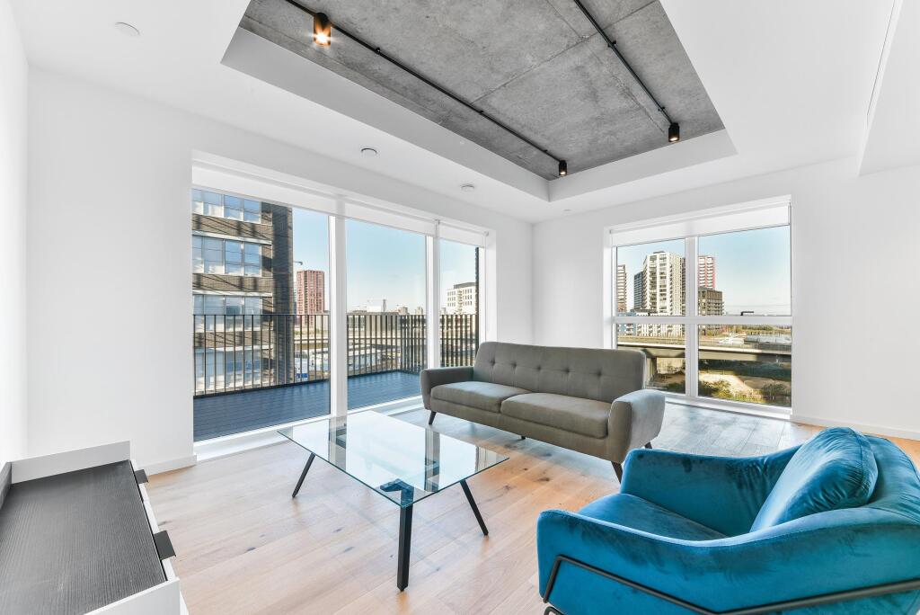 2 bed Apartment for rent in Poplar. From JOHNS&CO - New Providence Wharf