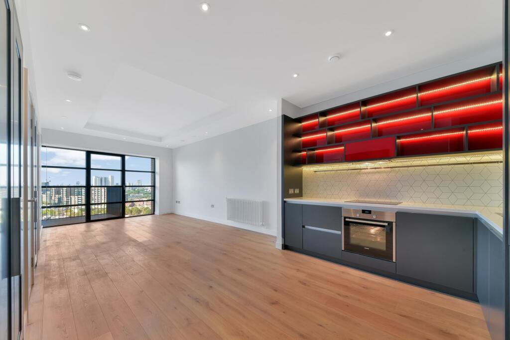 1 bed Apartment for rent in Poplar. From JOHNS&CO - New Providence Wharf