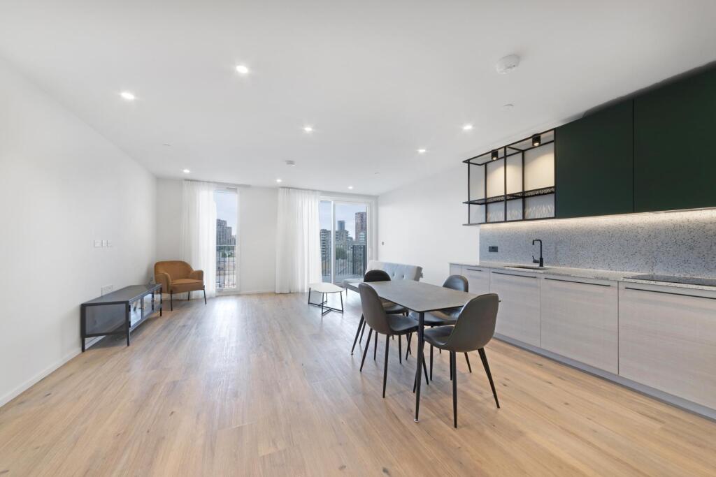 1 bed Apartment for rent in Poplar. From JOHNS&CO - New Providence Wharf