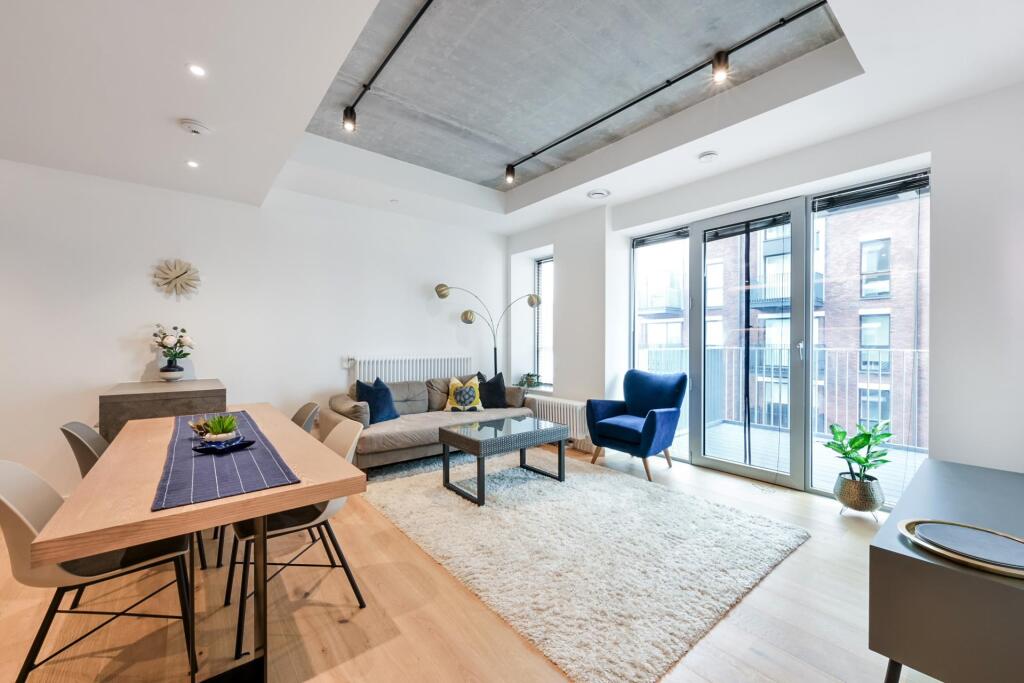 2 bed Apartment for rent in Poplar. From JOHNS&CO - New Providence Wharf