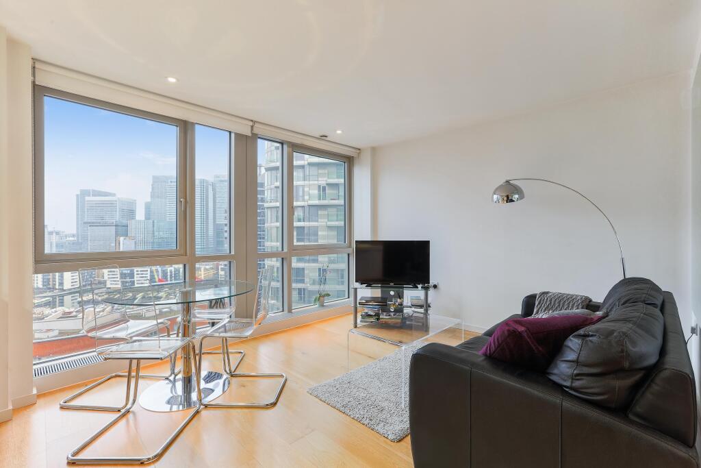 4 bed Apartment for rent in Poplar. From JOHNS&CO - New Providence Wharf