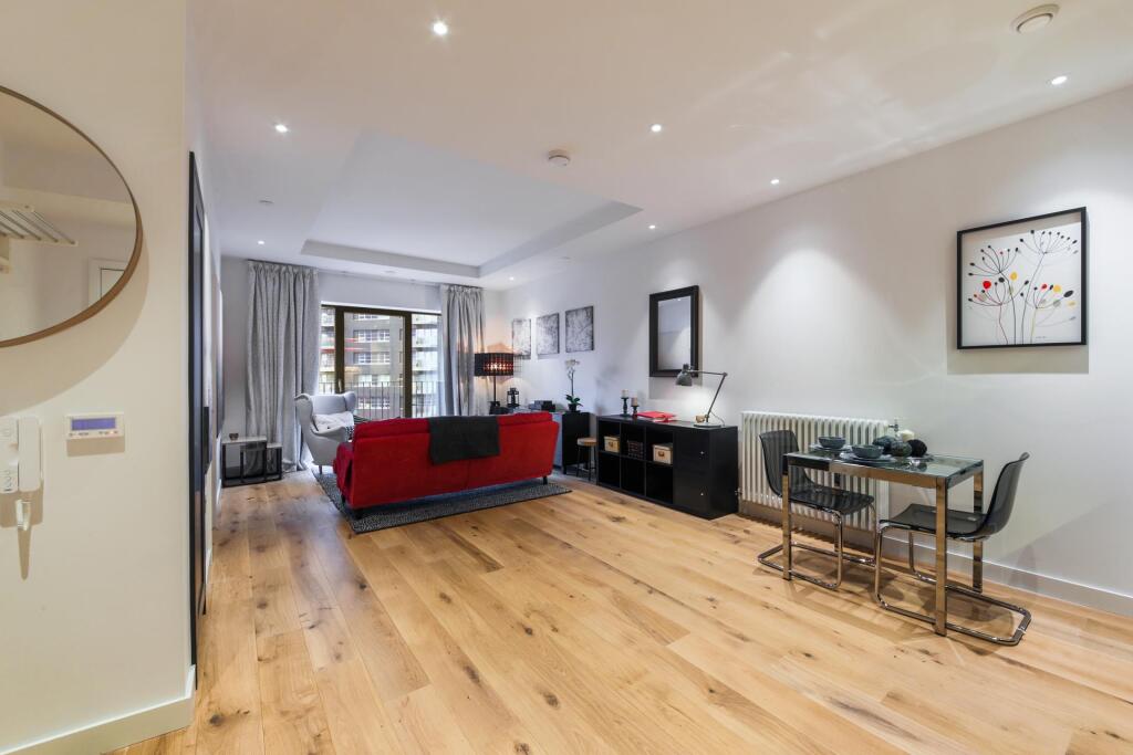 1 bed Apartment for rent in Poplar. From JOHNS&CO - New Providence Wharf