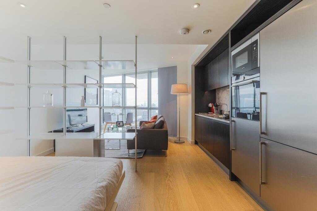4 bed Apartment for rent in London. From JOHNS&CO - New Providence Wharf