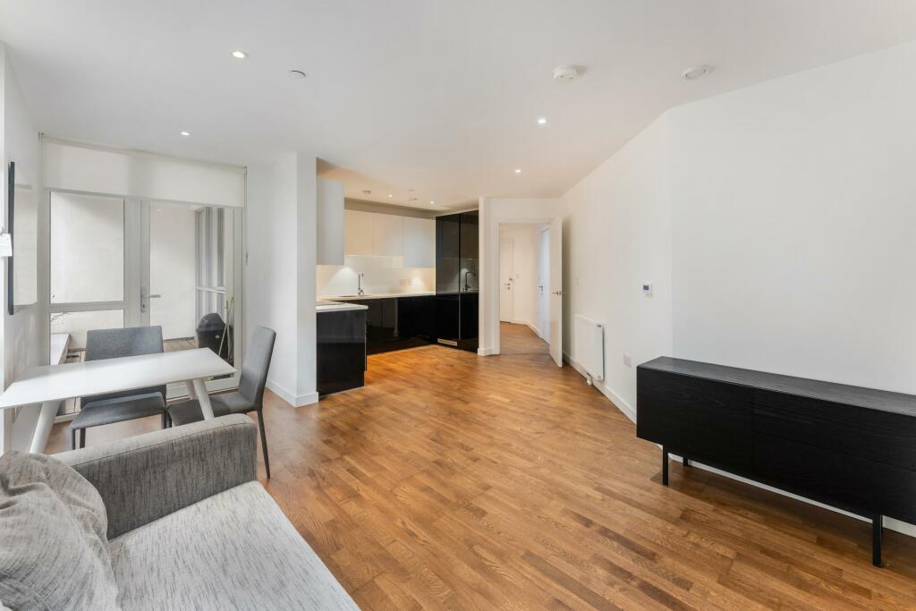1 bed Apartment for rent in London. From JOHNS&CO - New Providence Wharf