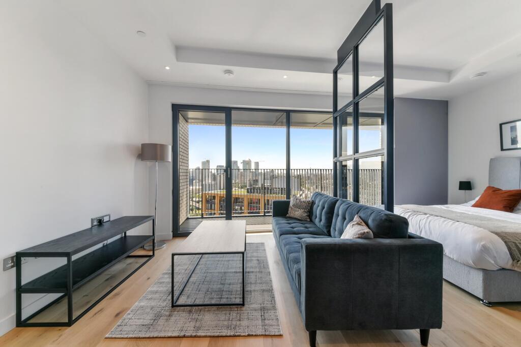 0 bed Apartment for rent in Poplar. From JOHNS&CO - New Providence Wharf