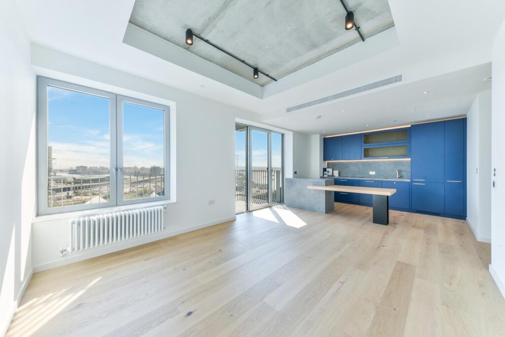 1 bed Apartment for rent in Poplar. From JOHNS&CO - New Providence Wharf