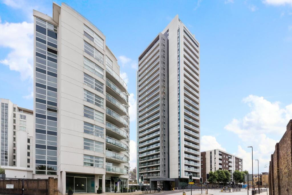 3 bed 1st Floor Flat for rent in London. From JOHNS&CO - New Providence Wharf