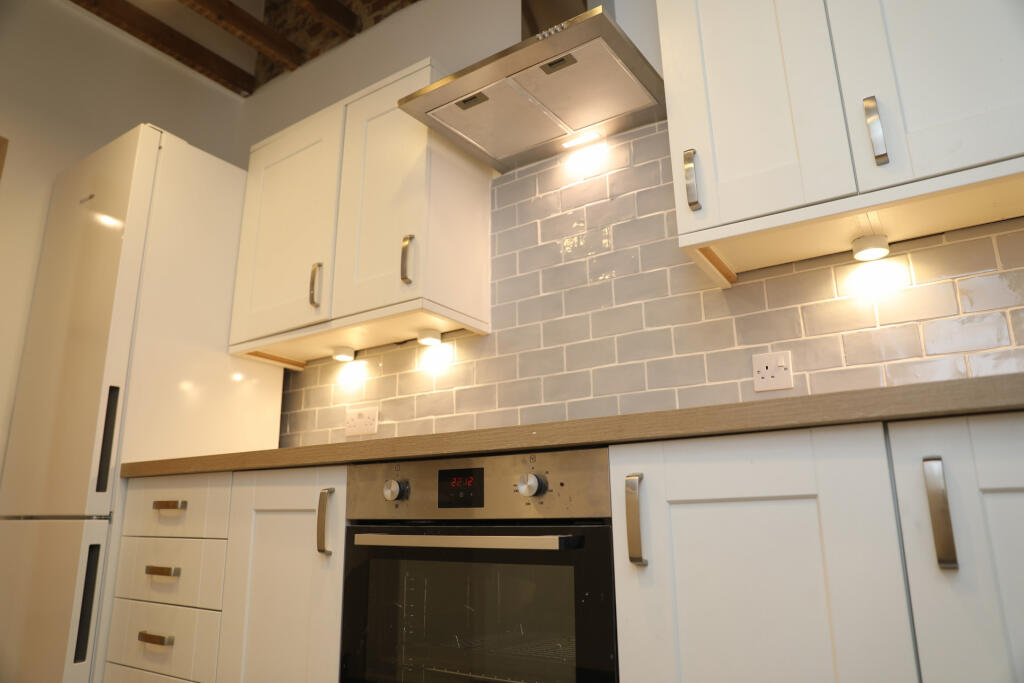 4 bed Detached for rent in Canterbury. From JG Student Lets Ltd - Kent