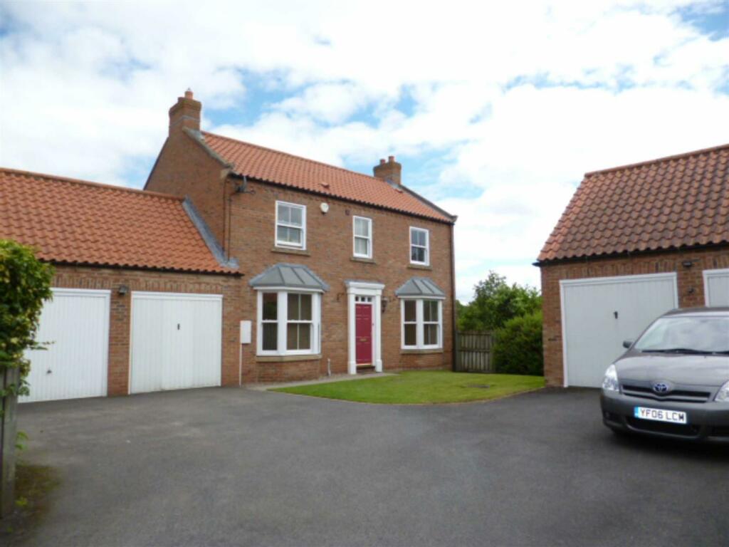 4 bed Detached House for rent in Ripon. From Joplings - Rippon
