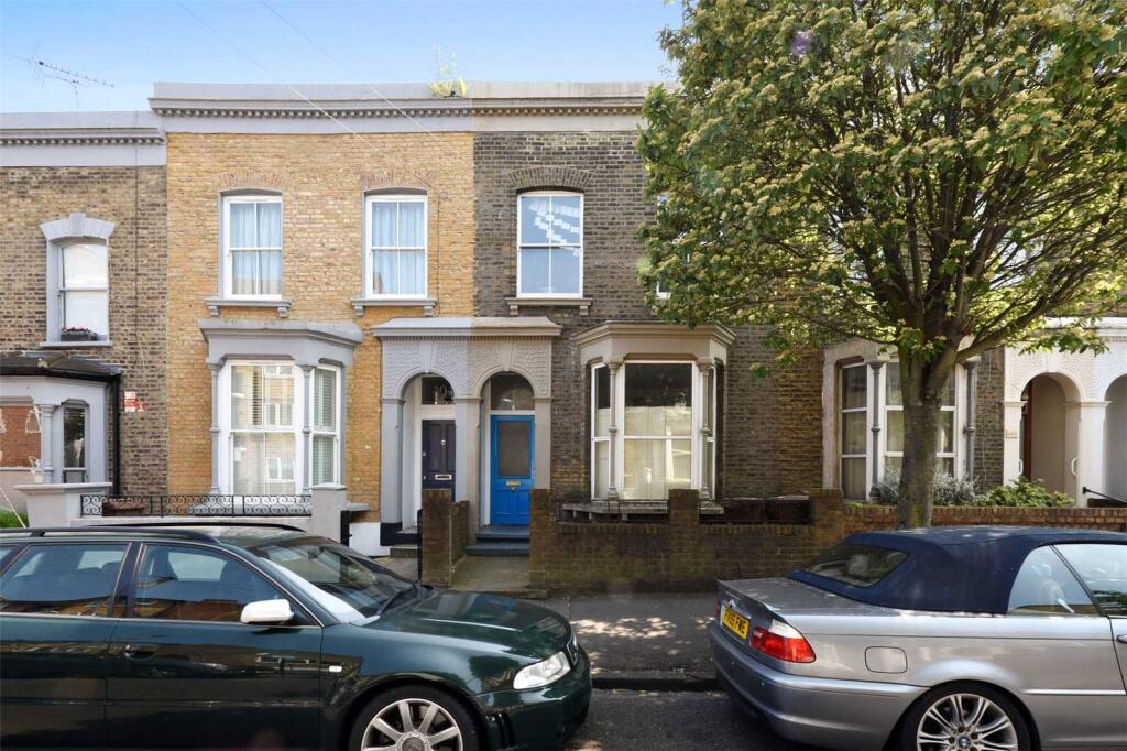 4 bed Mid Terraced House for rent in Hackney. From Keatons - Hackney - Mare Street 4 bed Mid Terraced House for rent in Hackney. From Keatons - Hackney - Mare Street