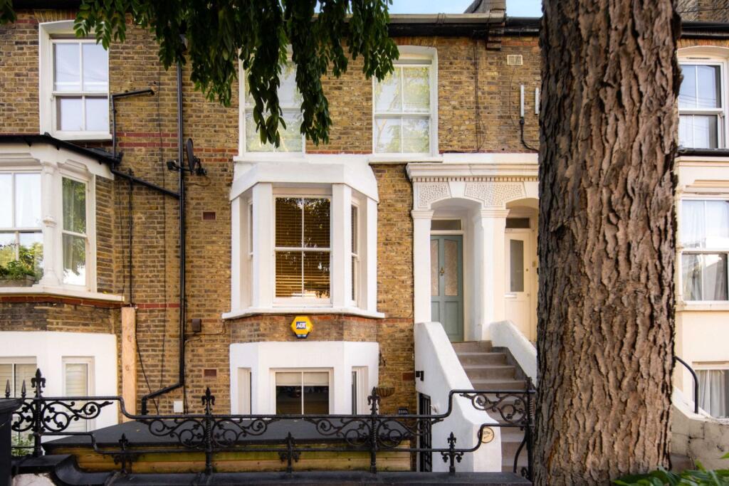 1 bed 1st Floor Flat for rent in London. From Keatons - Hackney - Mare Street 1 bed 1st Floor Flat for rent in London. From Keatons - Hackney - Mare Street
