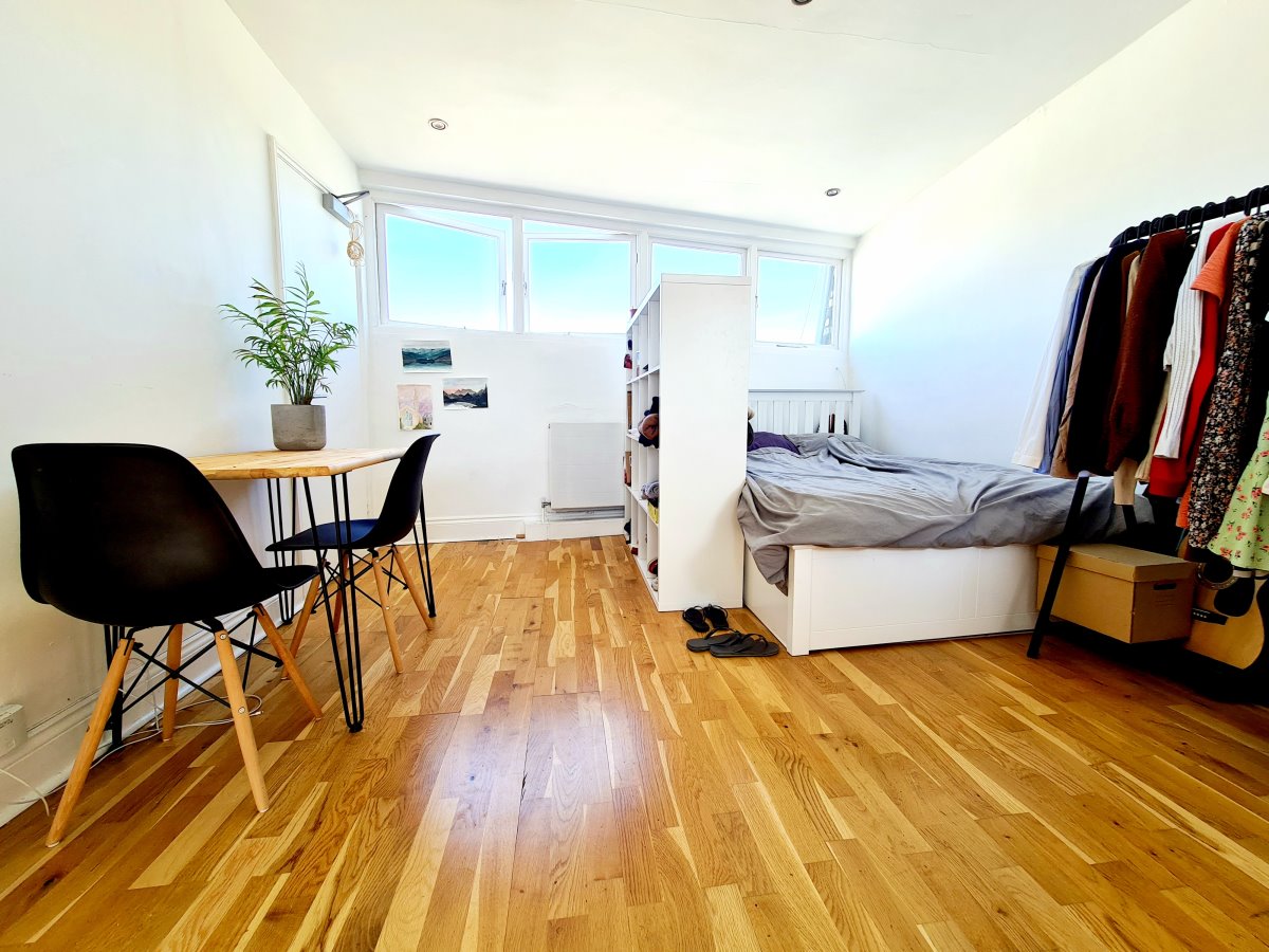 0 bed Flat for rent in Islington. From Living Space