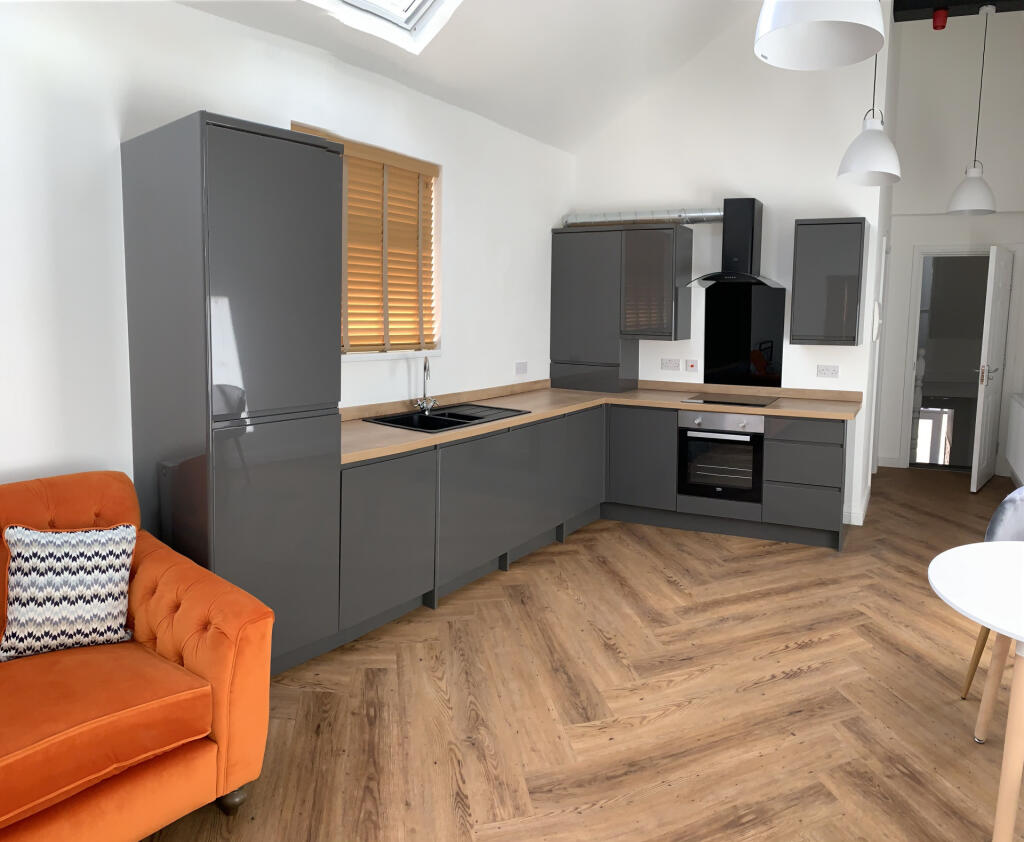 1 bed Detached for rent in Hull. From Loc8me - Covering Hull