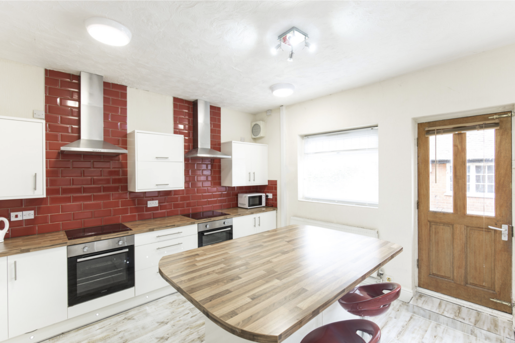 1 bed House Share for rent in Dunswell. From Loc8me - Covering Hull