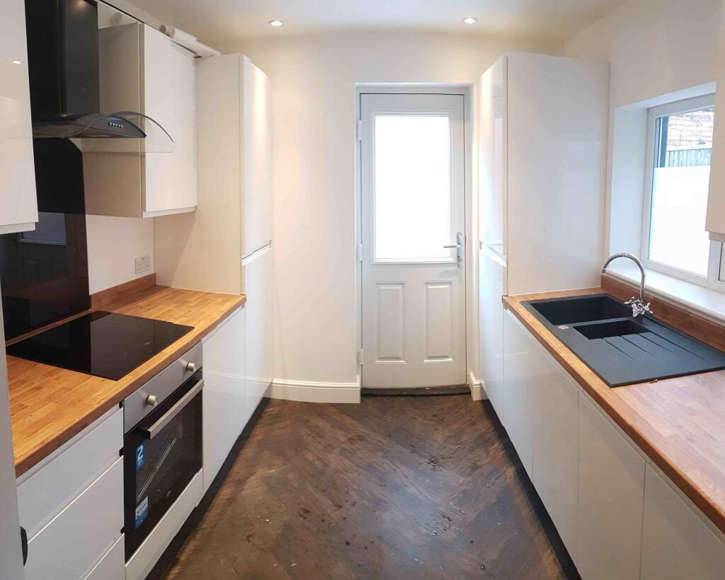 3 bed Detached for rent in Hull. From Loc8me - Covering Hull