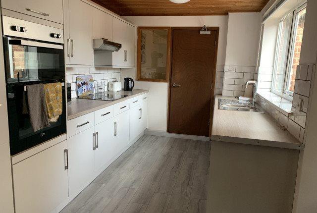 4 bed Detached for rent in Hull. From Loc8me - Covering Hull 4 bed Detached for rent in Hull. From Loc8me - Covering Hull