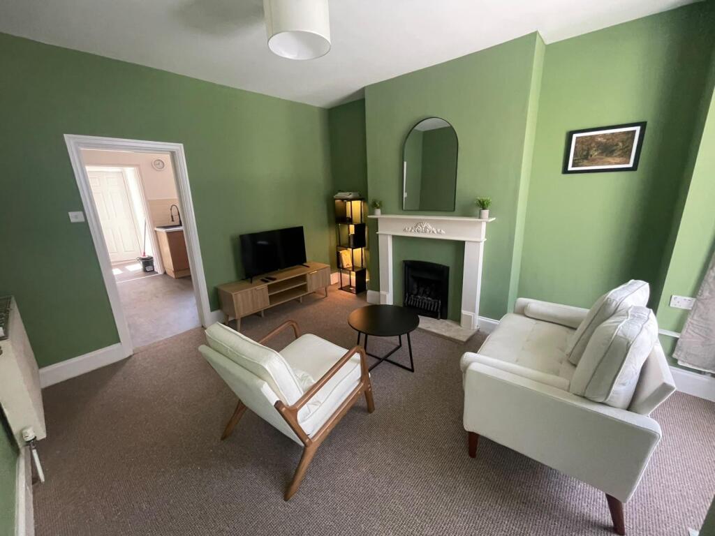 2 bed Detached for rent in Hull. From Loc8me - Covering Hull