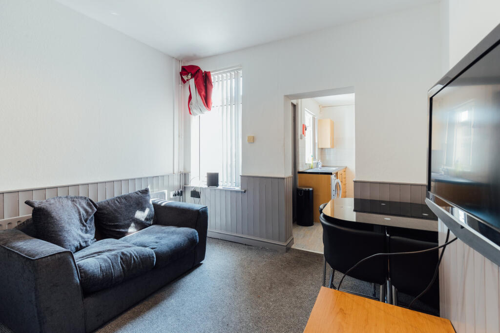 1 bed House Share for rent in Lincoln. From Loc8me - Covering Lincoln