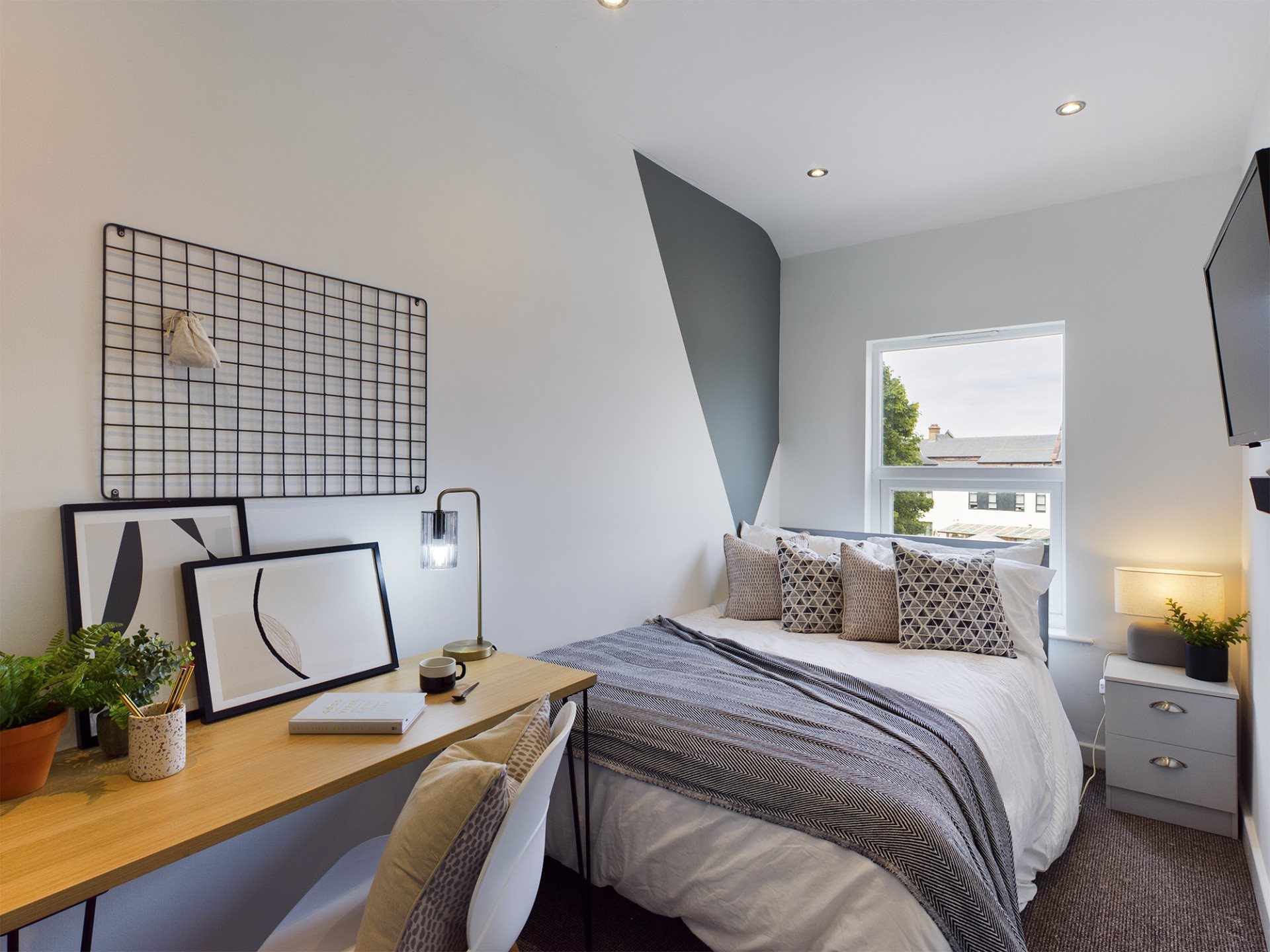 8 bed House Share for rent in Manchester. From Loc8me - Manchester