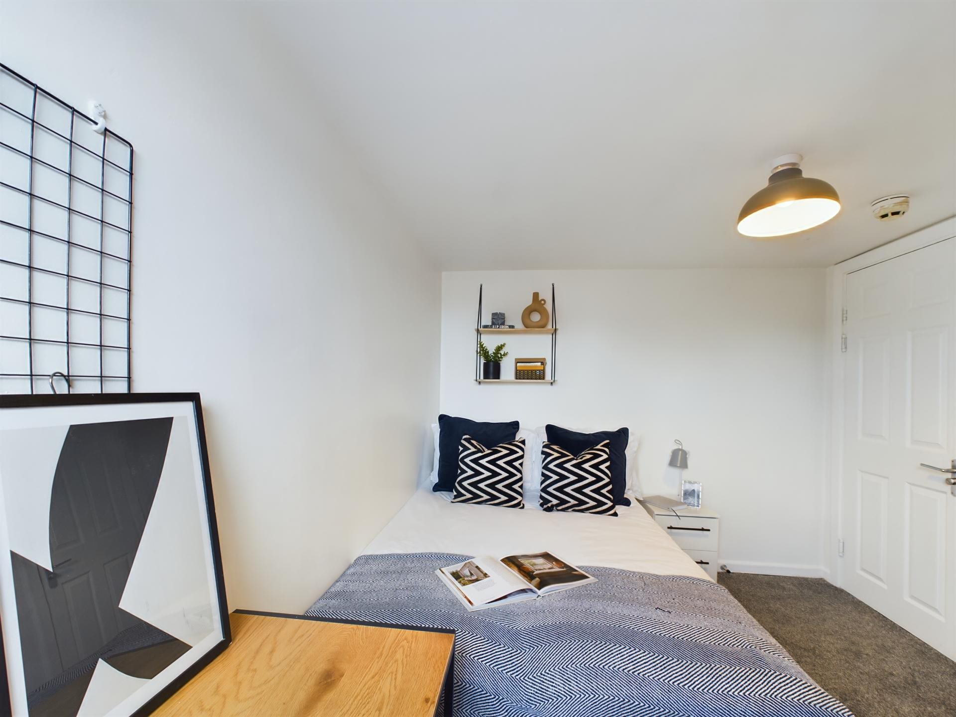 7 bed House for rent in Manchester. From Loc8me - Manchester