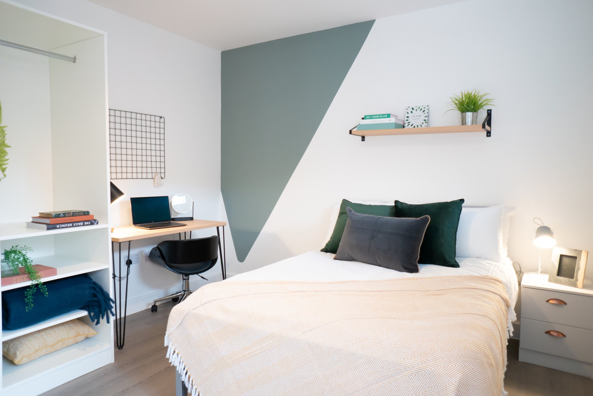 3 bed House Share for rent in Manchester. From Loc8me - Manchester