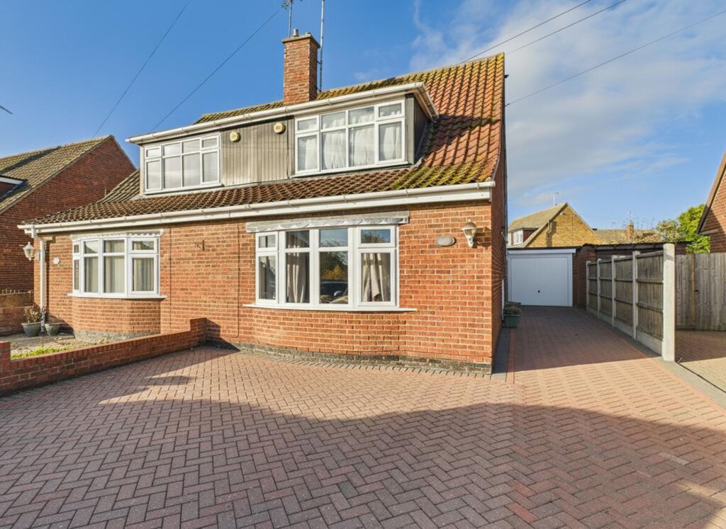 3 bed Detached for rent in Corringham. From Connollys - Corringham