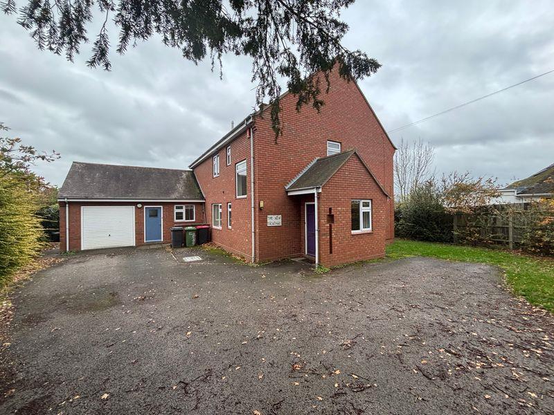 4 bed Detached for rent in Atherstone. From Godfrey Payton - Warwick