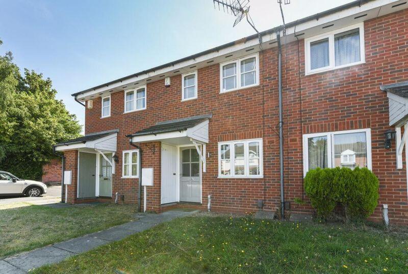 2 bed Mid Terraced House for rent in Nottingham. From Granger & Oaks - Nottingham