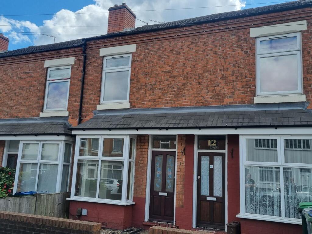 2 bed Mid Terraced House for rent in Smethwick. From Greyfort Properties - Droitwich Spa