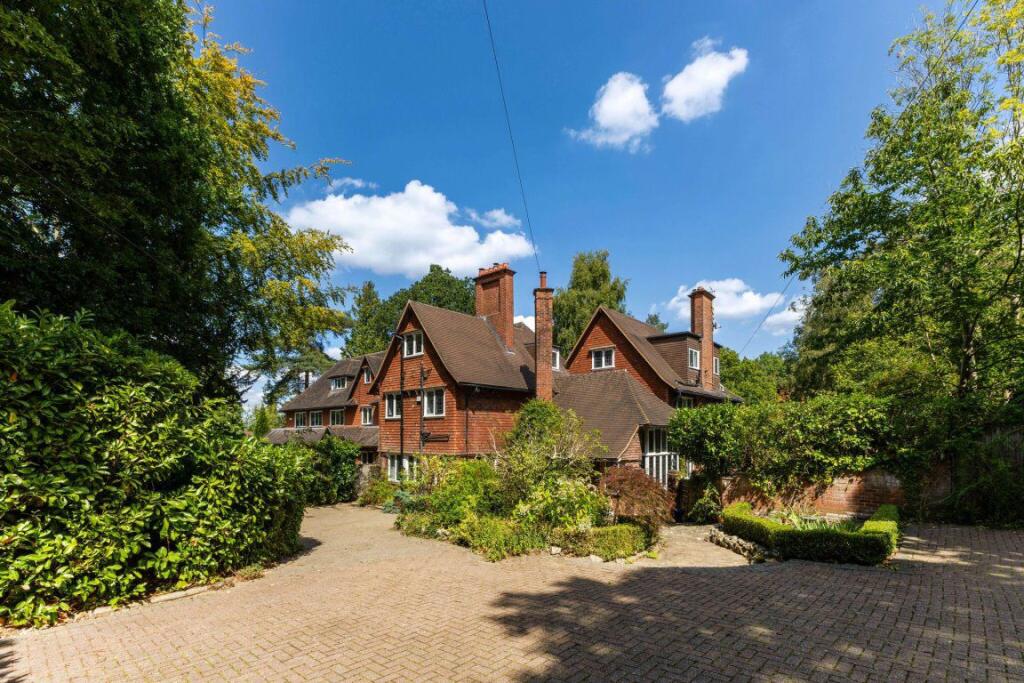 6 bed Semi Detached for rent in Sevenoaks. From Helen Breeze Property Management - Sevenoaks 6 bed Semi Detached for rent in Sevenoaks. From Helen Breeze Property Management - Sevenoaks