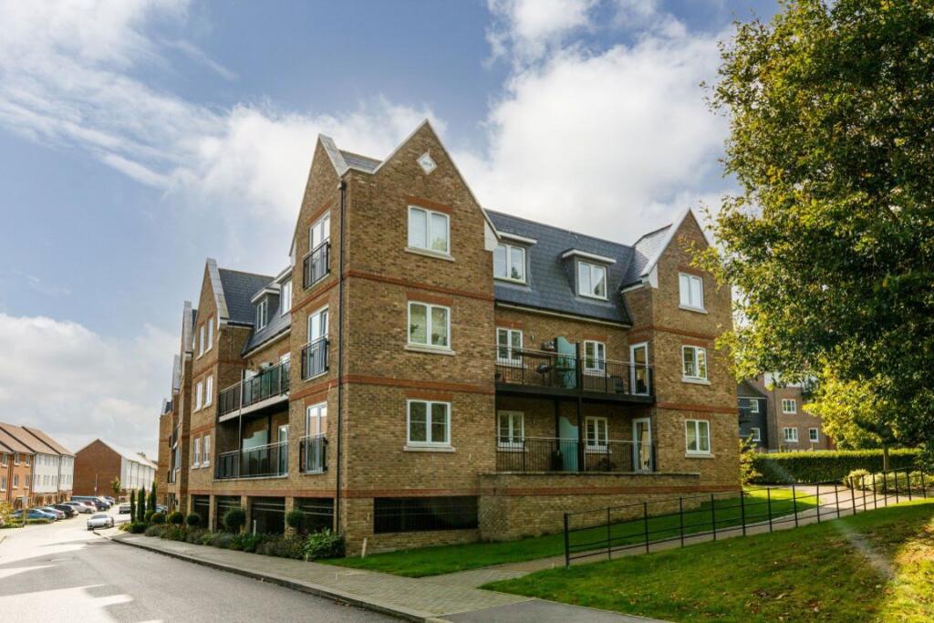 2 bed Apartment for rent in Otford. From Helen Breeze Property Management - Sevenoaks