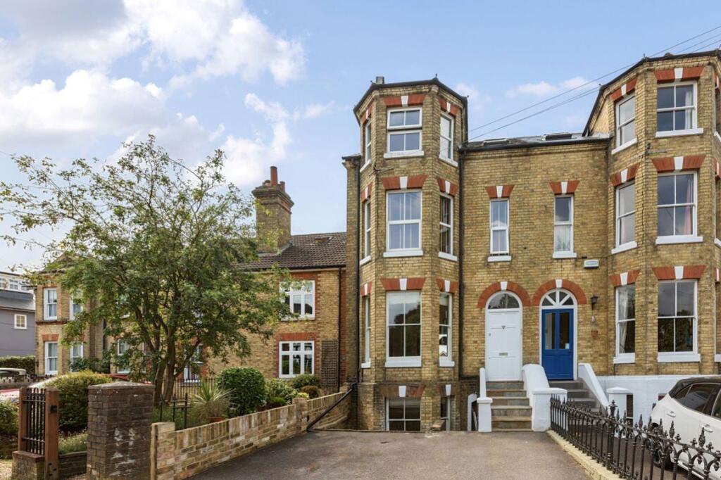 2 bed Apartment for rent in Sevenoaks. From Helen Breeze Property Management - Sevenoaks