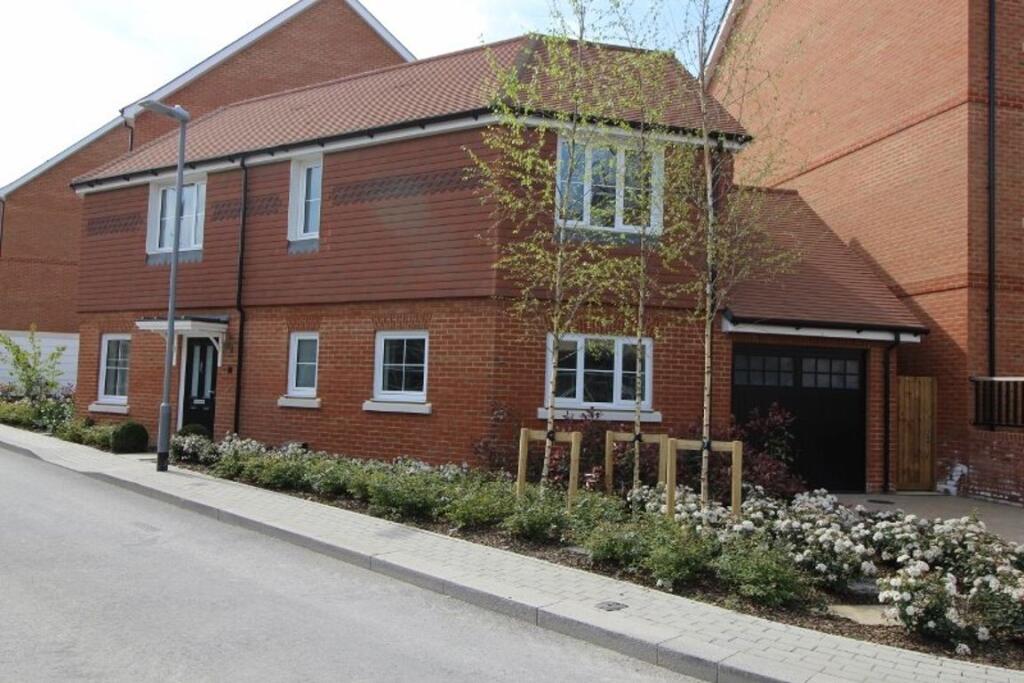 3 bed Semi Detached for rent in Sundridge. From Helen Breeze Property Management - Sevenoaks