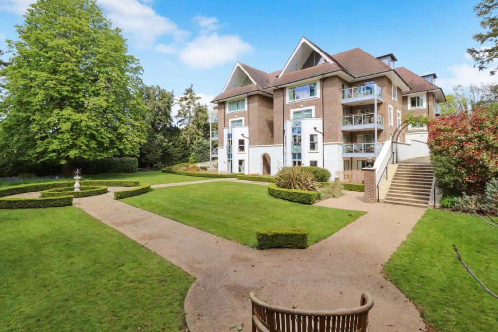 3 bed Apartment for rent in Sevenoaks. From Helen Breeze Property Management - Sevenoaks