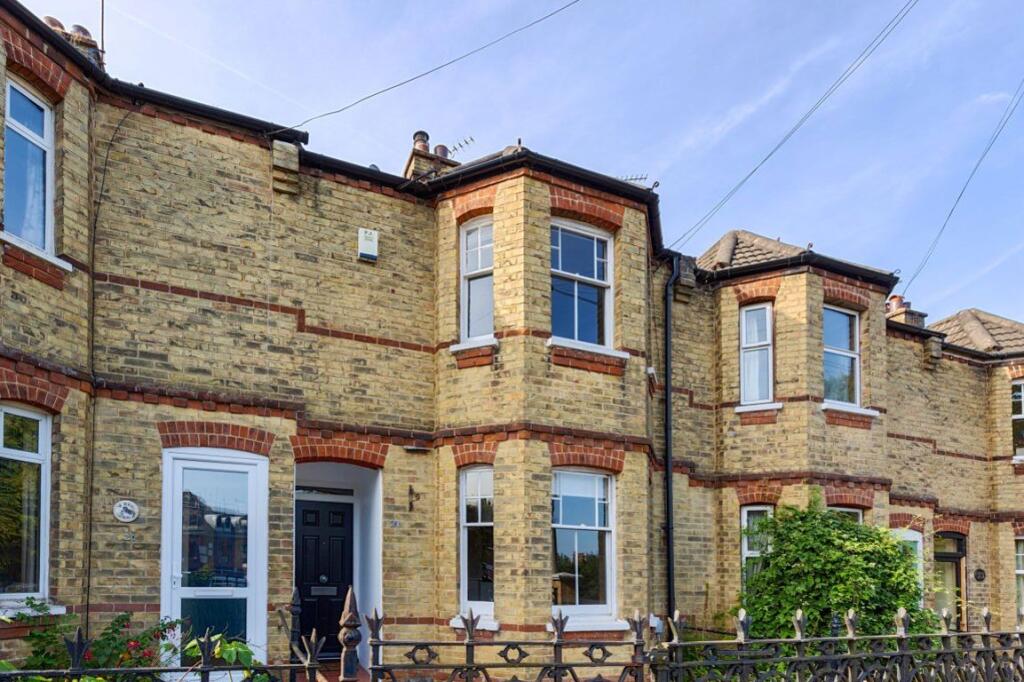 3 bed Mid Terraced House for rent in Sevenoaks. From Helen Breeze Property Management - Sevenoaks 3 bed Mid Terraced House for rent in Sevenoaks. From Helen Breeze Property Management - Sevenoaks