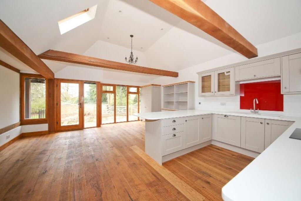 4 bed Barn Conversion for rent in Plaxtol. From Helen Breeze Property Management - Sevenoaks