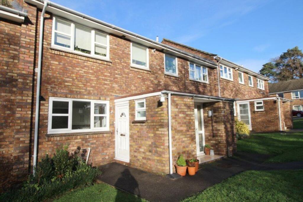 3 bed Apartment for rent in Sevenoaks. From Helen Breeze Property Management - Sevenoaks 3 bed Apartment for rent in Sevenoaks. From Helen Breeze Property Management - Sevenoaks