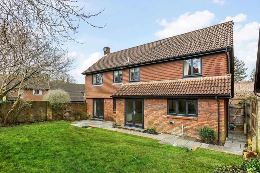 4 bed Detached for rent in Sevenoaks. From Helen Breeze Property Management - Sevenoaks 4 bed Detached for rent in Sevenoaks. From Helen Breeze Property Management - Sevenoaks