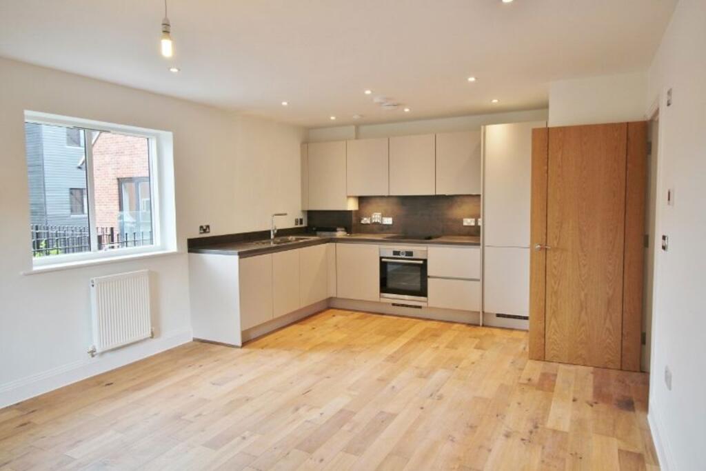 1 bed Apartment for rent in Sundridge. From Helen Breeze Property Management - Sevenoaks