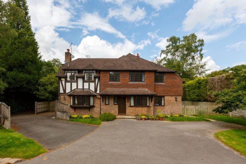 5 bed Detached for rent in Sevenoaks. From Helen Breeze Property Management - Sevenoaks 5 bed Detached for rent in Sevenoaks. From Helen Breeze Property Management - Sevenoaks