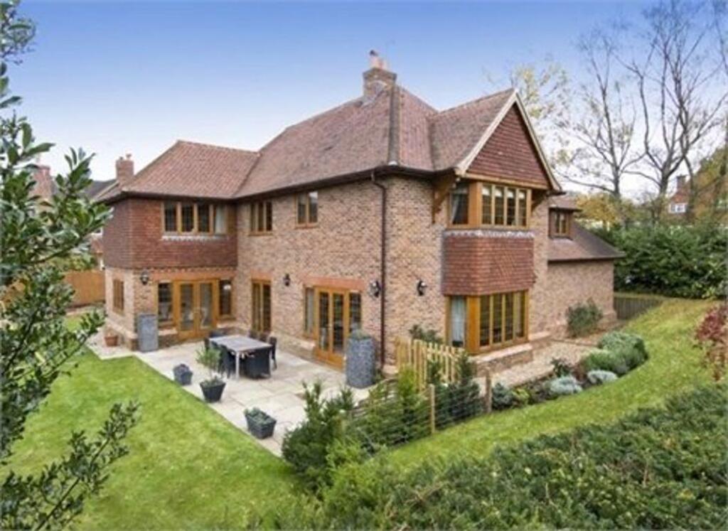 5 bed Detached for rent in Sevenoaks. From Helen Breeze Property Management - Sevenoaks 5 bed Detached for rent in Sevenoaks. From Helen Breeze Property Management - Sevenoaks