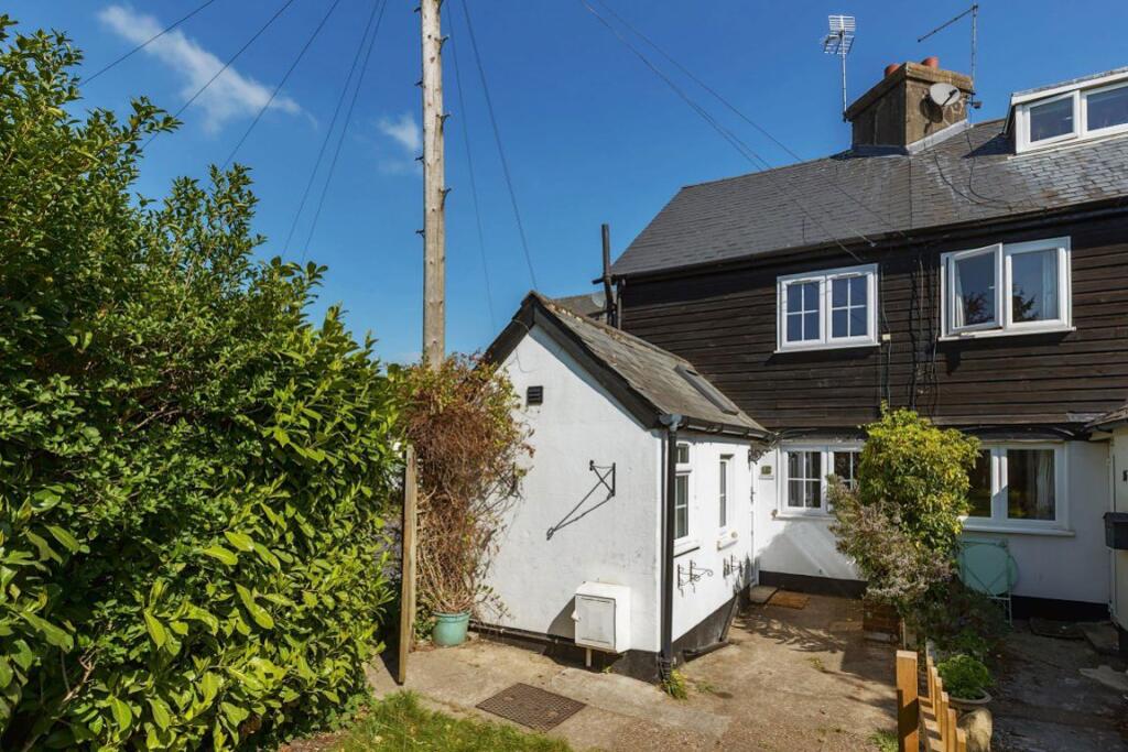 2 bed Mid Terraced House for rent in Otford. From Helen Breeze Property Management - Sevenoaks 2 bed Mid Terraced House for rent in Otford. From Helen Breeze Property Management - Sevenoaks