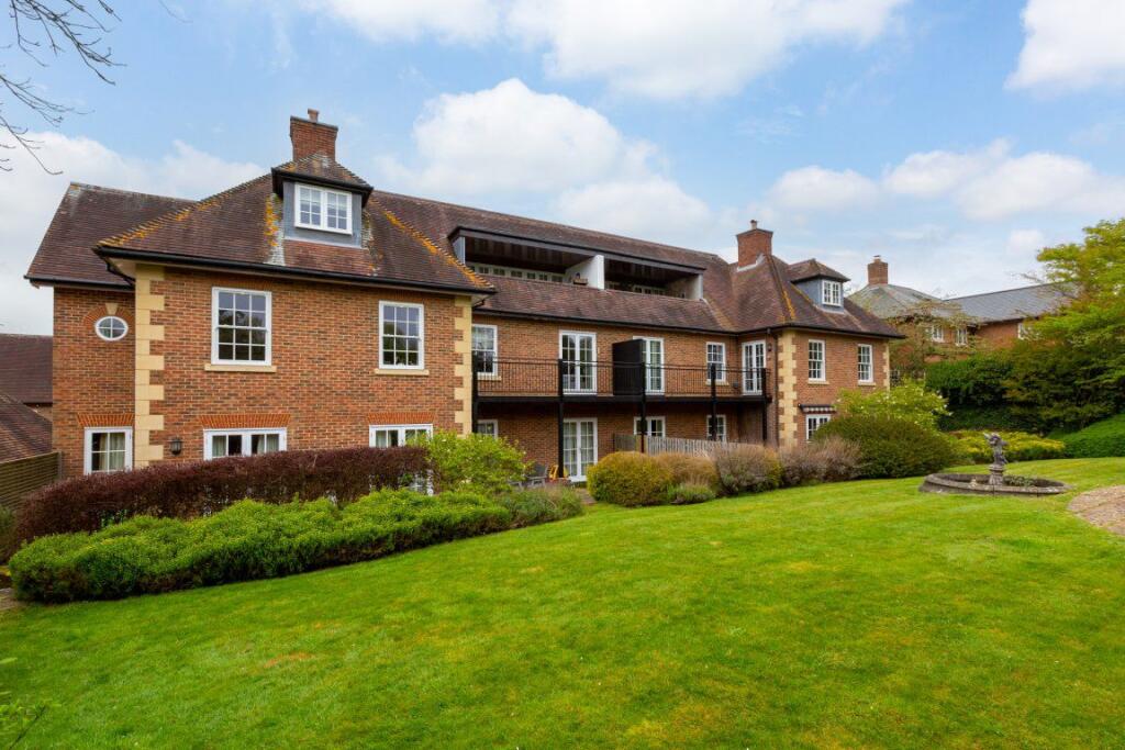 3 bed Apartment for rent in Crouch. From Helen Breeze Property Management - Sevenoaks