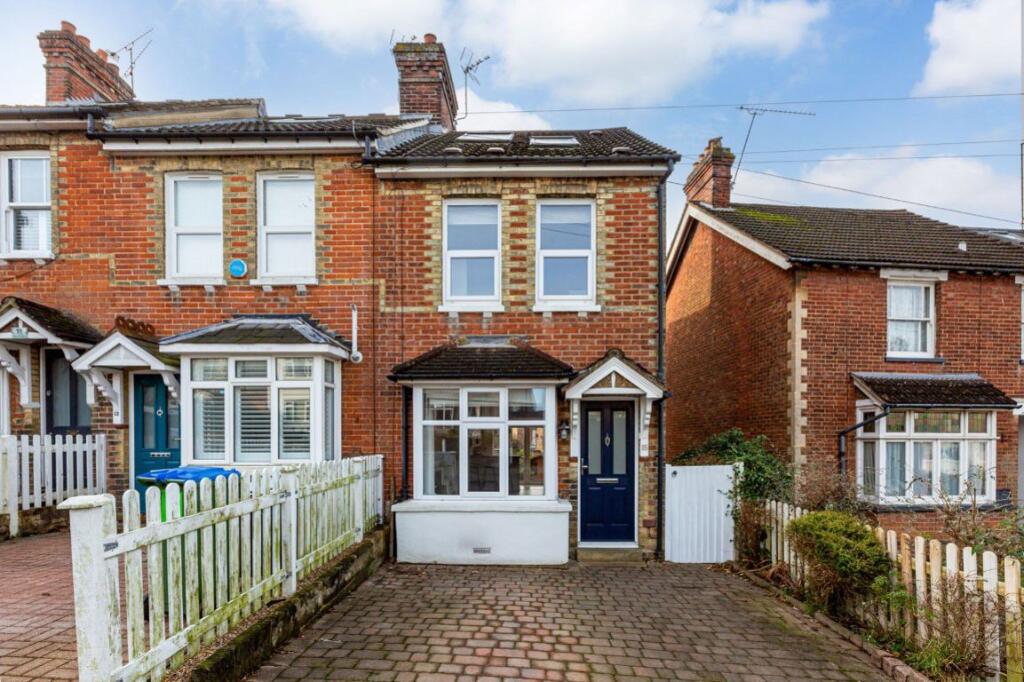 3 bed Mid Terraced House for rent in Sevenoaks. From Helen Breeze Property Management - Sevenoaks 3 bed Mid Terraced House for rent in Sevenoaks. From Helen Breeze Property Management - Sevenoaks