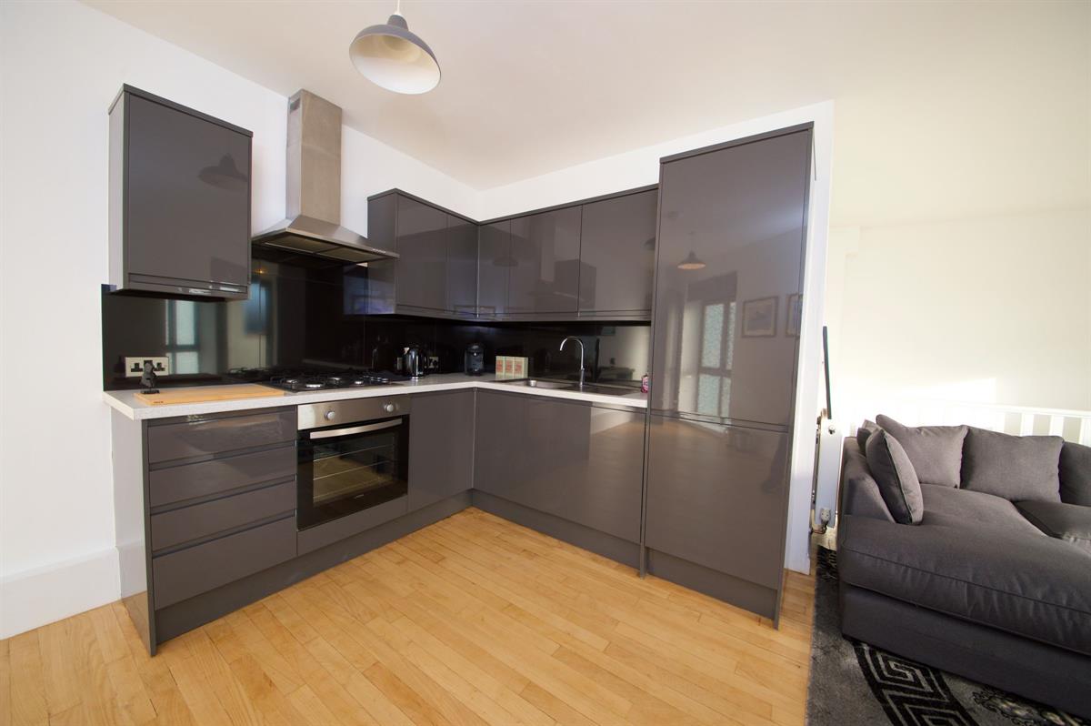 1 bed Flat for rent in London. From Property Vine