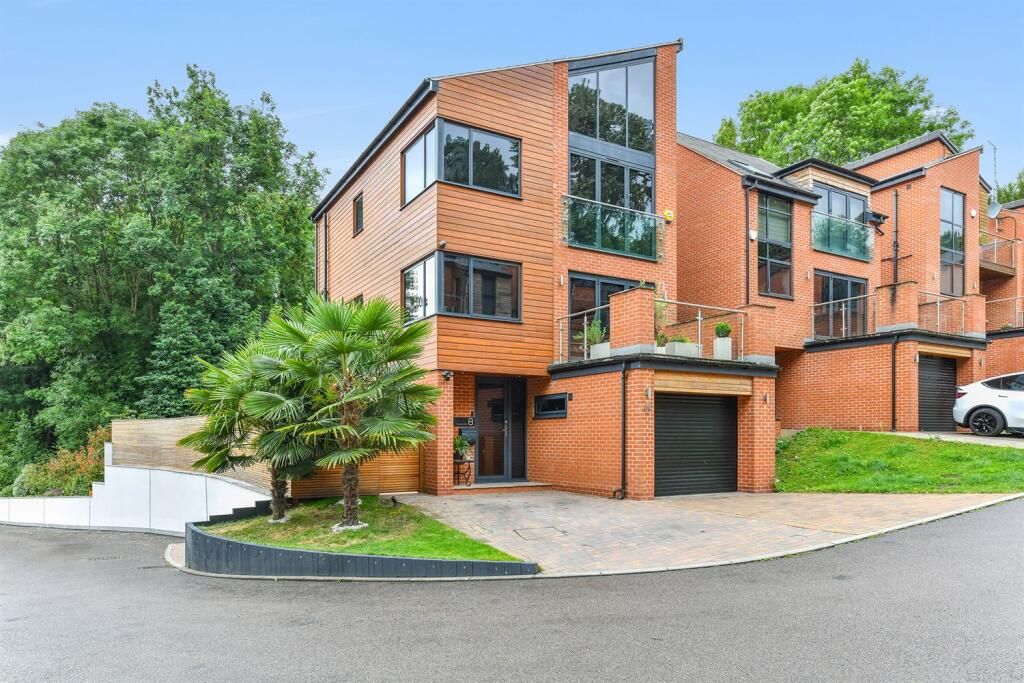 4 bed Detached for rent in Nottingham. From FHP Living - Nottingham 4 bed Detached for rent in Nottingham. From FHP Living - Nottingham