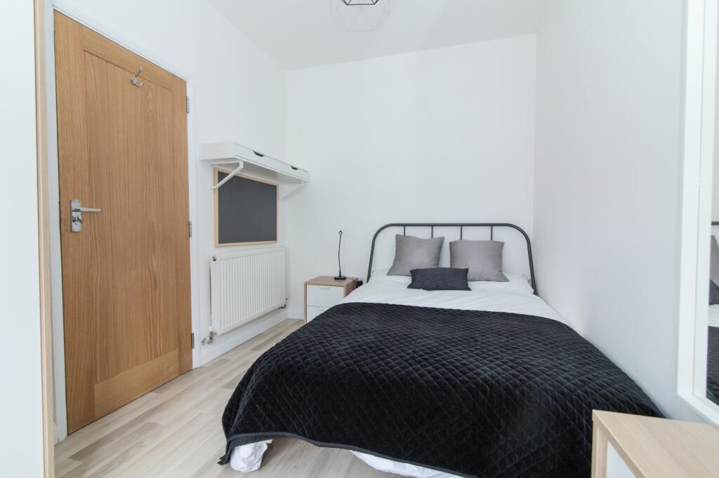 5 bed Detached for rent in Nottingham. From FHP Living - Nottingham