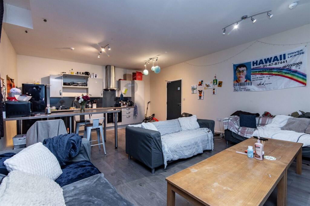 3 bed Apartment for rent in Nottingham. From FHP Living - Nottingham