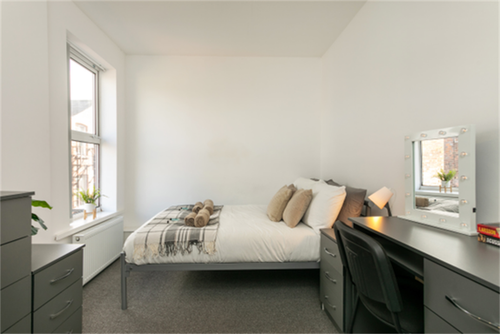 6 bed Mid Terraced House for rent in Nottingham. From FHP Living - Nottingham